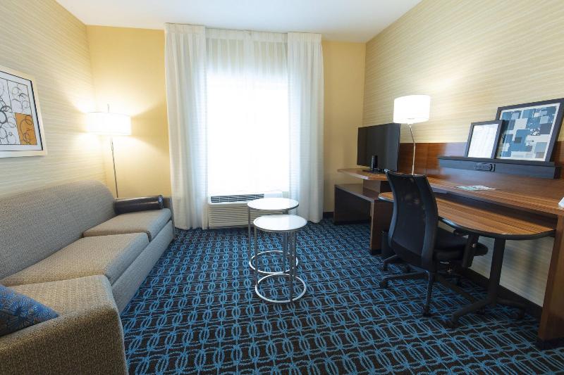 Fairfield Inn & Suites by Marriott Atlanta Woodstock - photo 35
