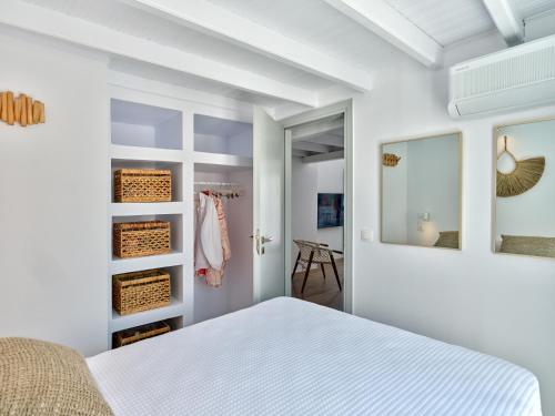 Amarone House Naousa Paros — 4-Star Luxury Hotel in Naousa, Greece