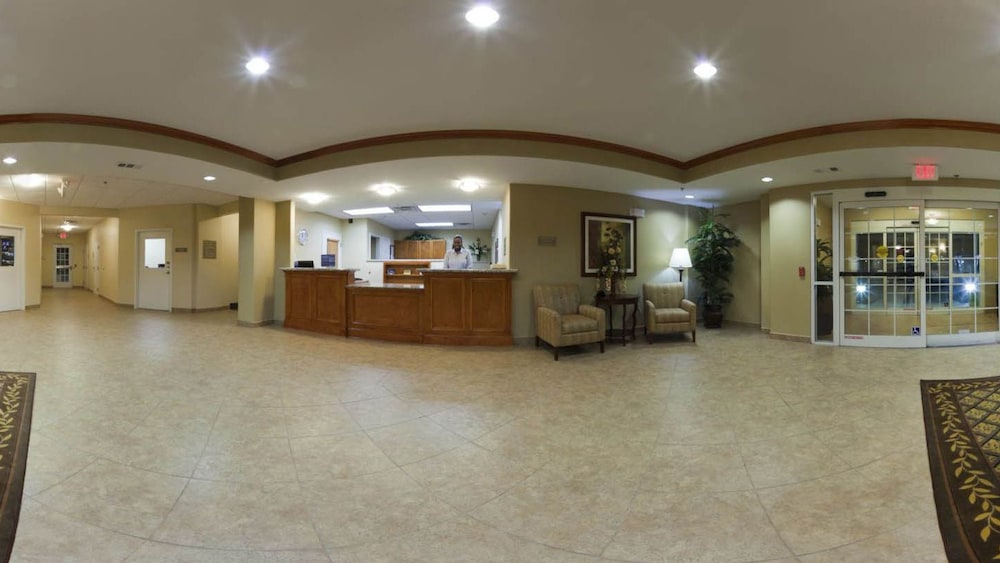 Candlewood Suites Baytown an IHG Hotel - photo 2
