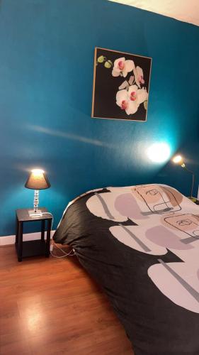 Studio N 4 En Plein Cœur de la Ville Thermal in Bagneres-De-Bigorre, France