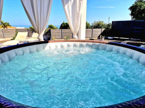 Villa Nico — 4-Star Luxury Hotel in Casteldaccia, Italy