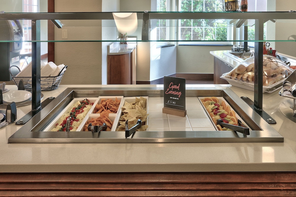 Staybridge Suites North Albuquerque by IHG - photo 37