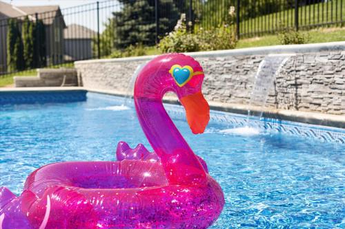6BR Luxury Stay Prime Spot Games & More — 4-Star Luxury Hotel in Junction City, United States