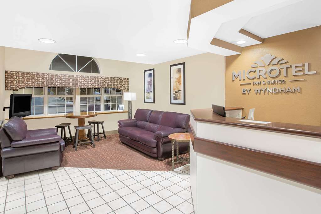 Microtel Inn by Wyndham Franklin - photo 3