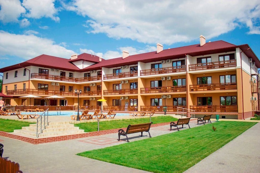 Lazurniy bereg — hotel in Zatoka