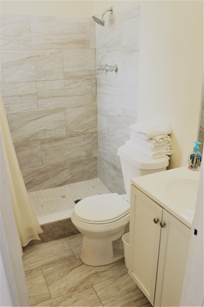 Tiana Beach Inn - photo 33
