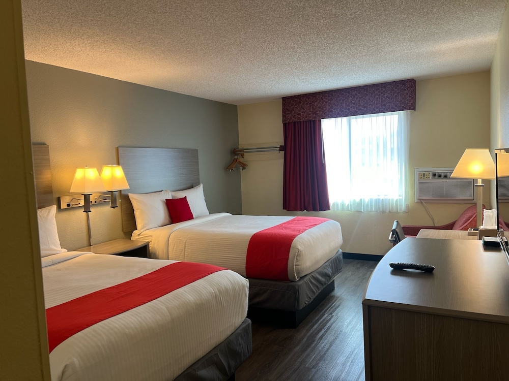 Rockview Hotel Castle Rock Downtown - photo 17