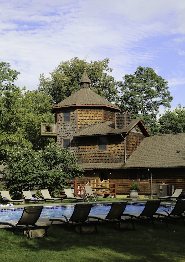 Emerson Resort & Spa - photo 10