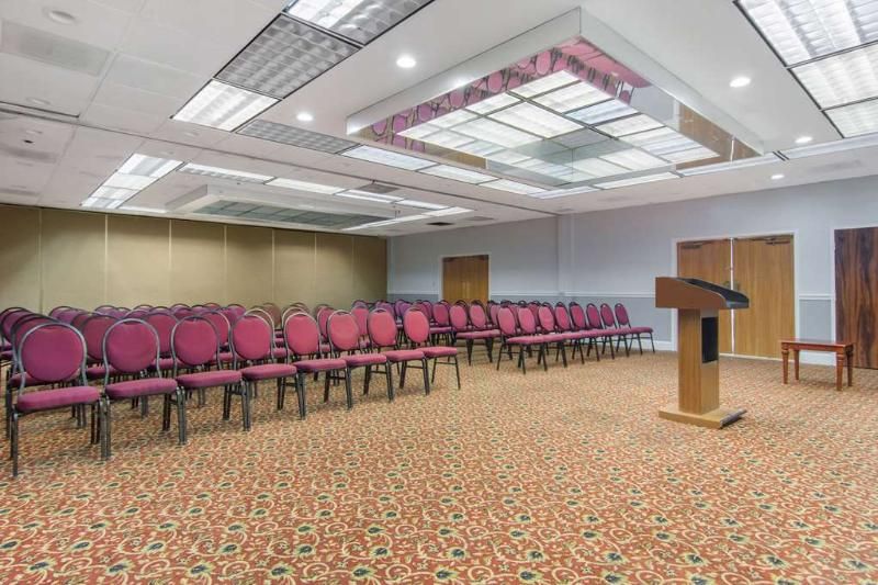 Suburban Extended Stay Hotel - photo 15