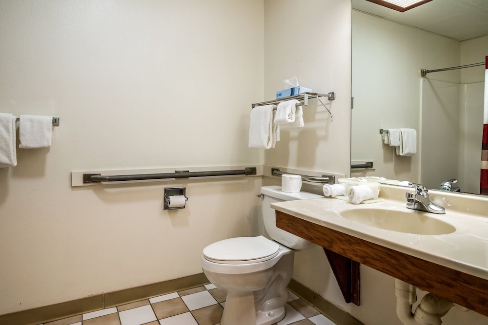 Days Inn by Wyndham Kentland - photo 20