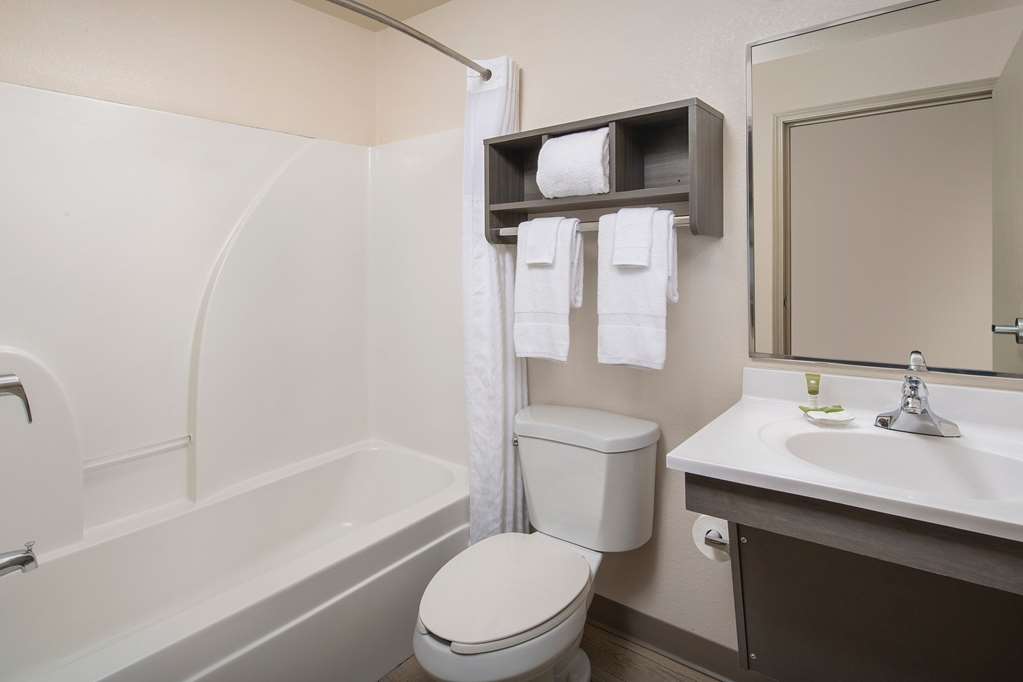 WoodSpring Suites Broken Arrow - photo 14