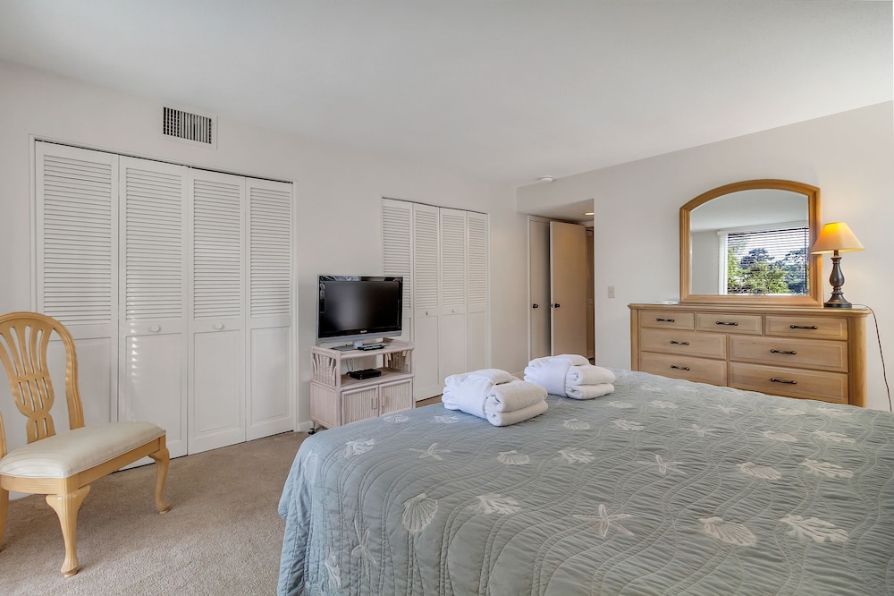 911 Cutter Court at Sea Pines Resort - photo 3