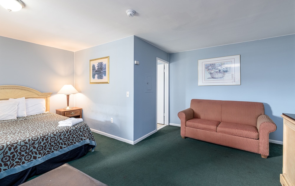 Hotel Charlee Villas by the Beach - photo 26