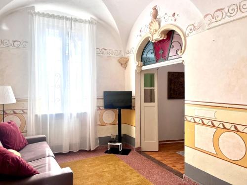 Toffee Palmari 23 Seven Suites Sanremo — 4-Star Luxury Hotel in San Remo, Italy