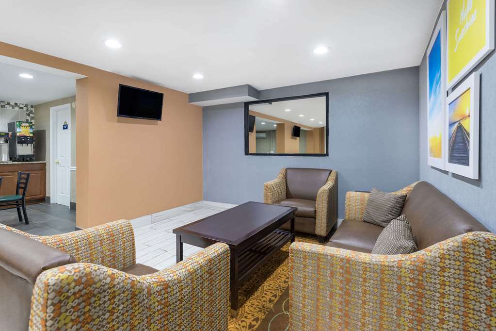 Days Inn by Wyndham Newberry - photo 3