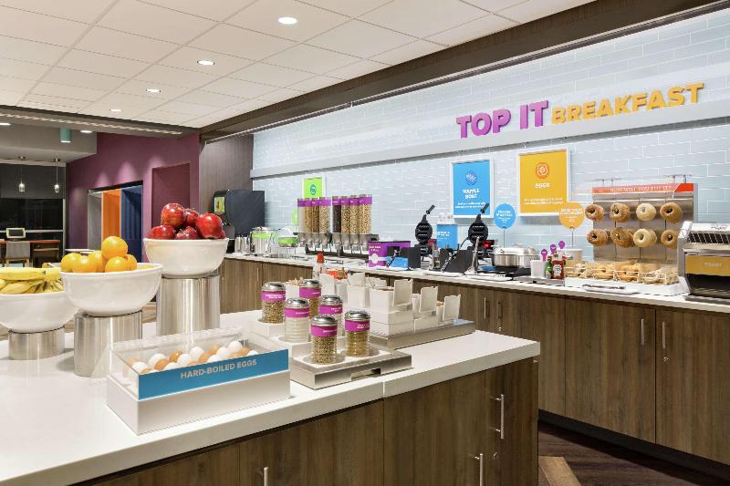 Tru by Hilton Wichita Northeast - photo 16