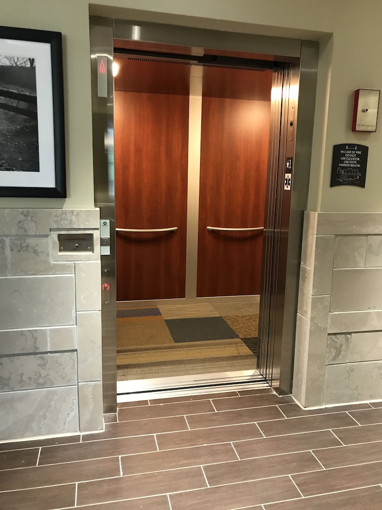 Staybridge Suites Madison Fitchburg - photo 99