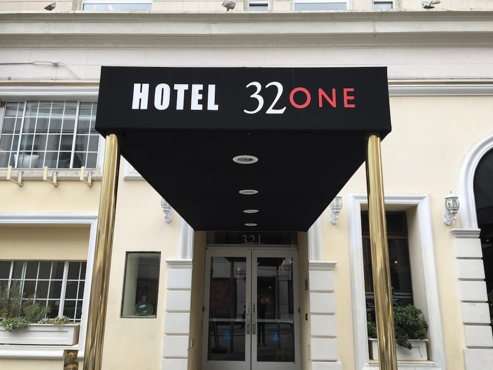 Hotel 32One - photo 35