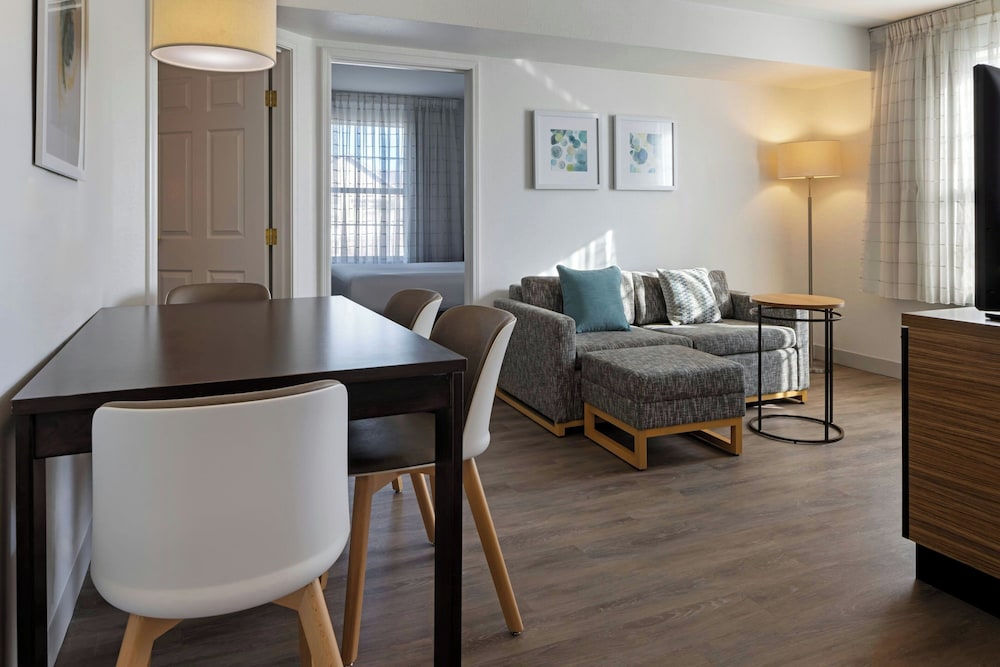 TownePlace Suites by Marriott Ontario Airport - photo 11