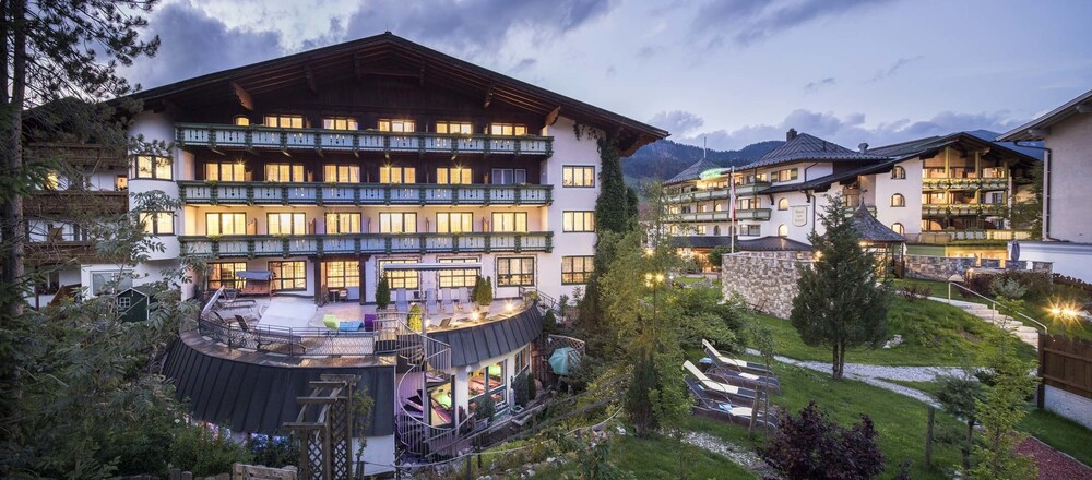 Hotel Zum Ritter — 4-Star Luxury Hotel in Tannheim, Austria