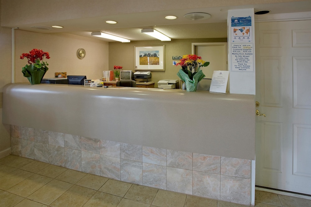 Americas Best Value Inn & Suites Murfreesboro - photo 3