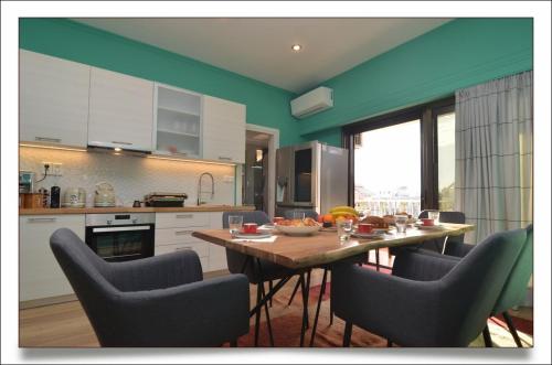 Sophia's Penthouse Apartment With Jacuzzi and Acropolis View From Big Terrace — 4-Star Luxury Hotel in Athens, Greece