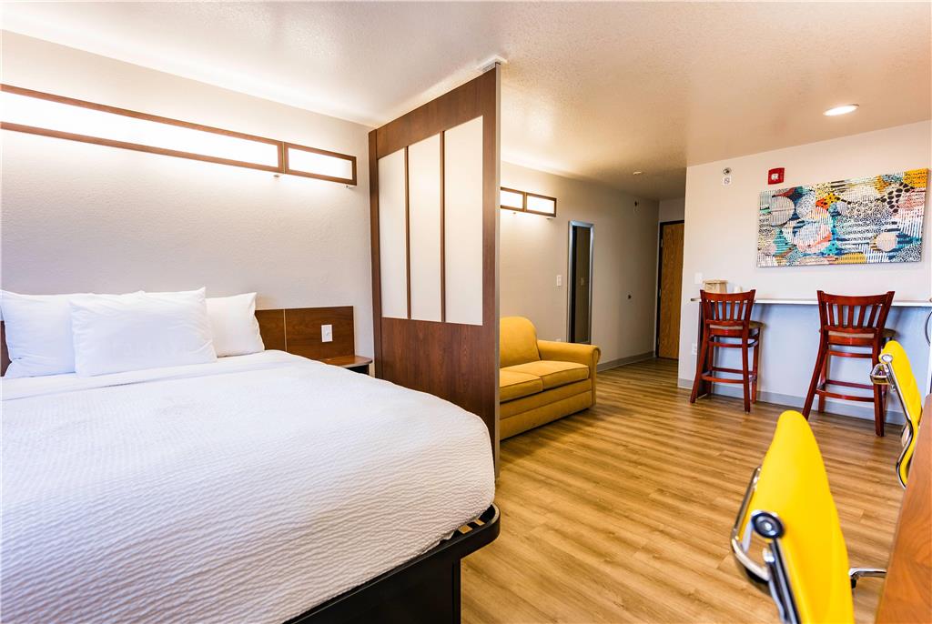 Microtel Inn & Suites by Wyndham Cheyenne - photo 34