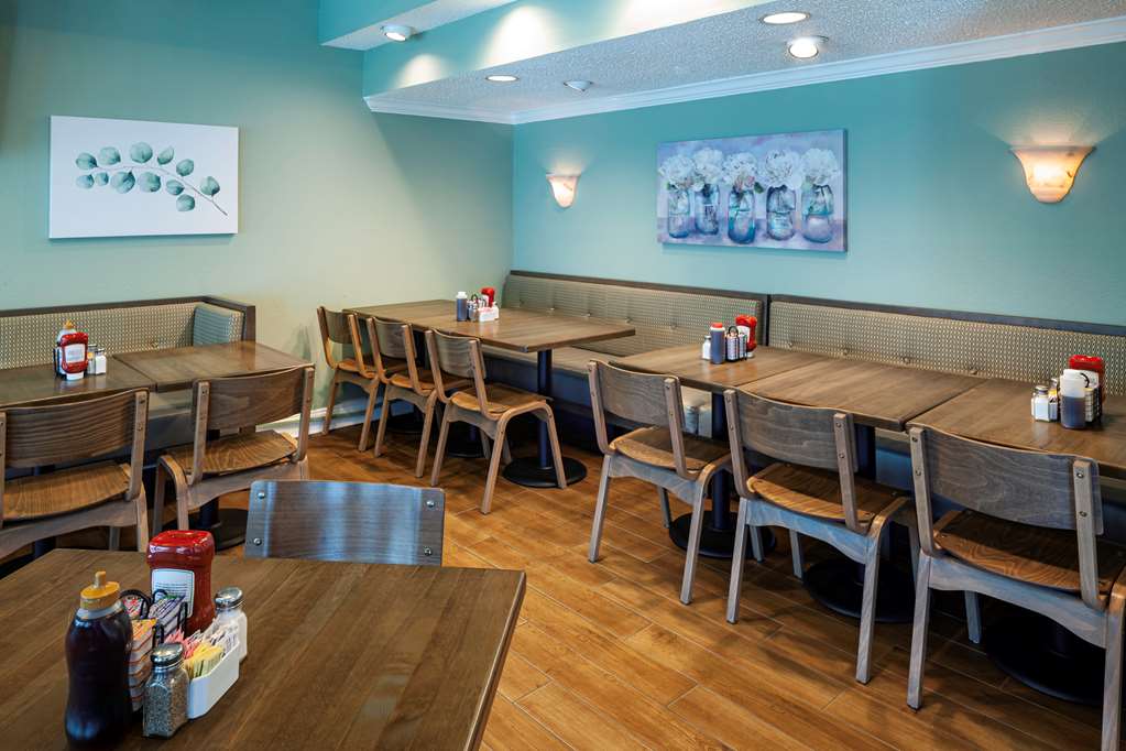 Best Western New Smyrna Beach Hotel & Suites - photo 8