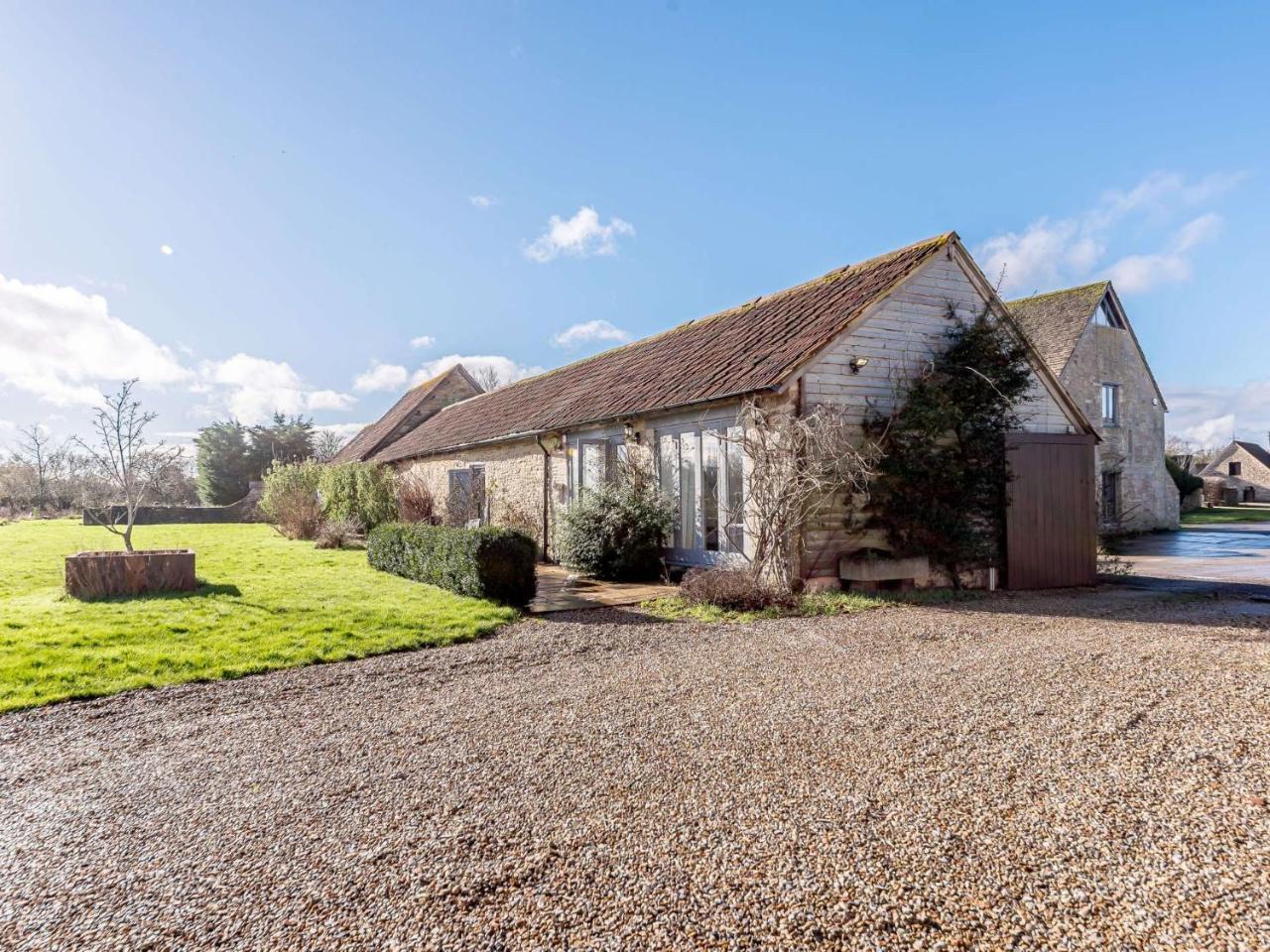 2 Bed In Chippenham Oc 77333 — Chippenham