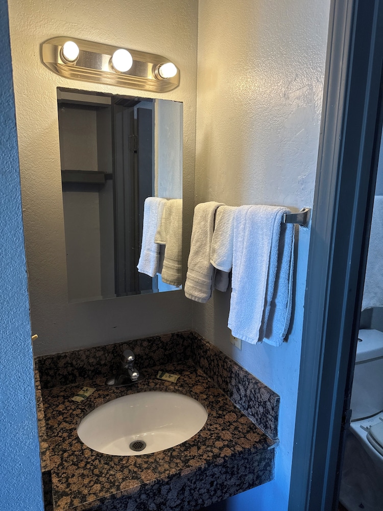 Rawls Motel Near Phoenix Airport - photo 44