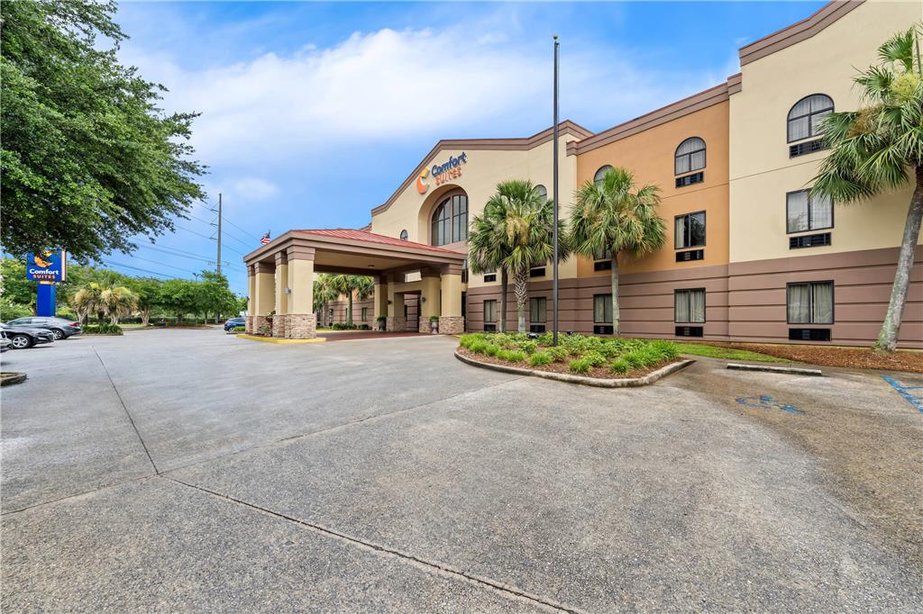 Comfort Suites Daphne Mobile East Bay — hotel in Daphne