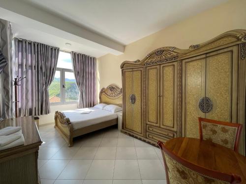 Hotel Latifi — hotel in Gramsh