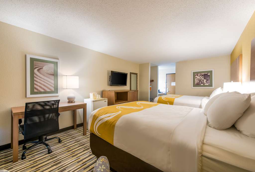 Quality Inn Michigan City South - photo 15