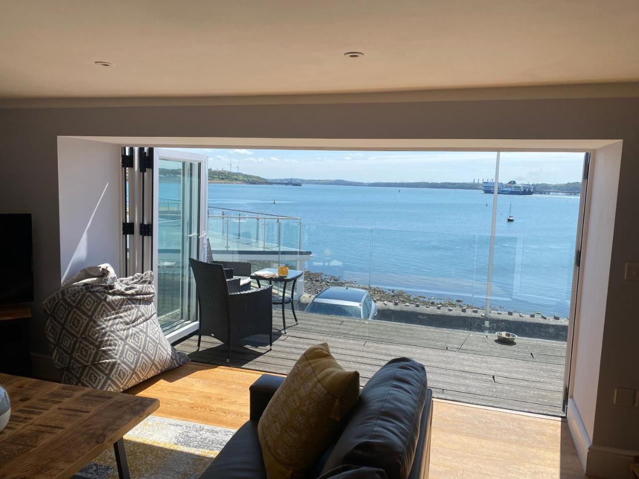 Contemporary living with amazing views. Pembrokeshire in Milford Haven, United Kingdom