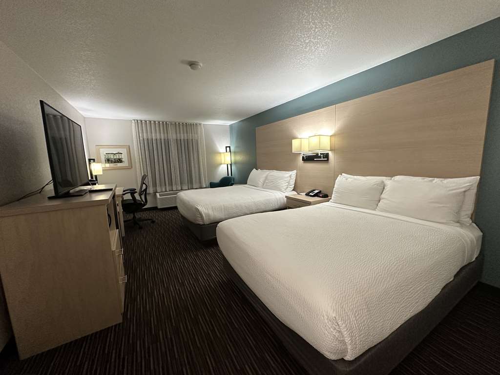 Best Western Watertown - photo 16