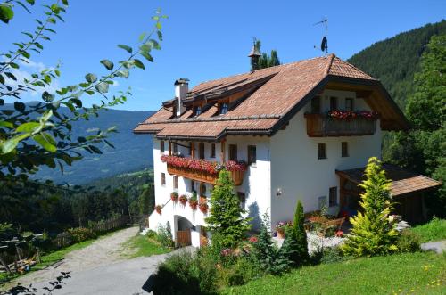 Bärntalerhof — hotel in Falzes