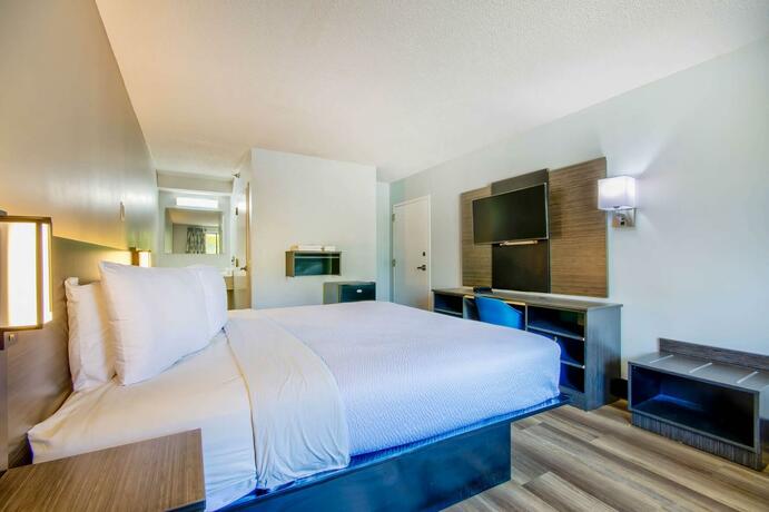 Value Inn Jeffersonville in Clarksville, United States