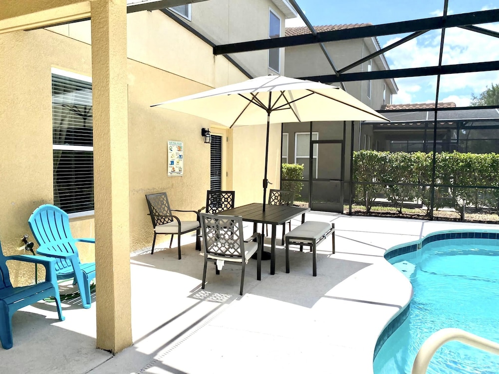 Solterra Resort Spacious House With Game Room Private Pool and Movie Room - photo 22