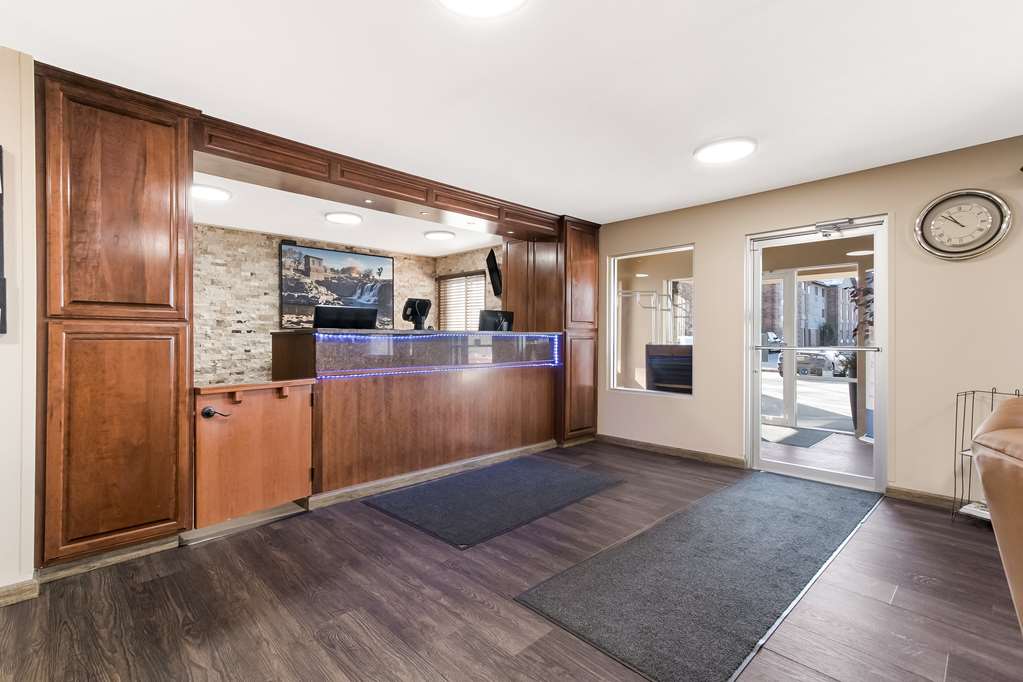 Best Western Empire Towers - photo 41