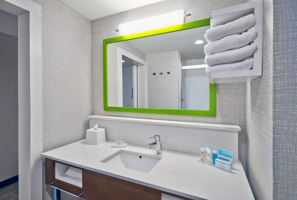 Hampton Inn by Hilton Abingdon - photo 14