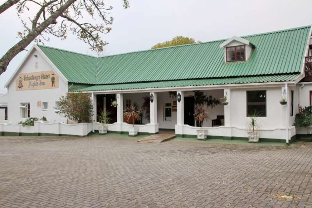 Alpine Inn — hotel in George