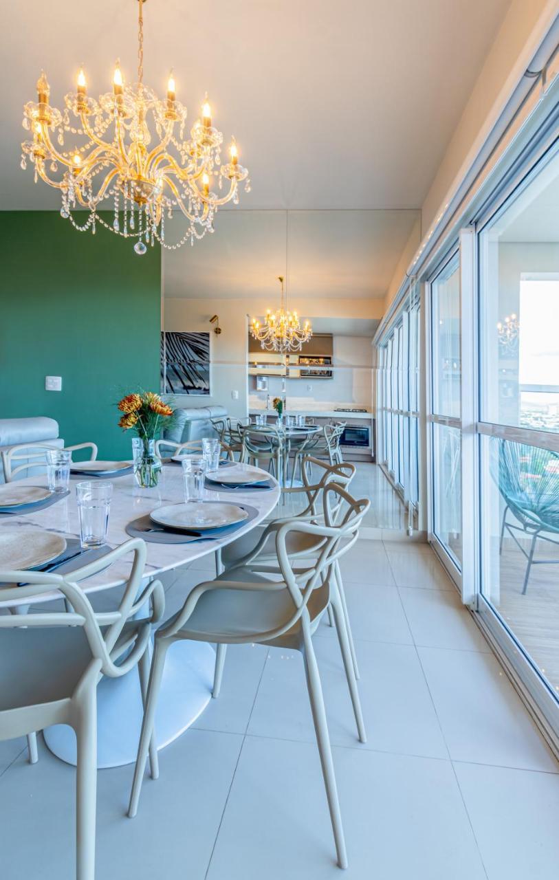 Palmas Experience Apartamento Requinte Vista Incrível Em Frente Ao Shopping — 4-Star Luxury Hotel in Palmas, Brasil