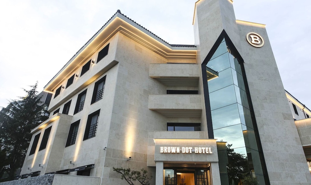 Brown Dot Hotel Gyeongju in Gyeongju, South Korea