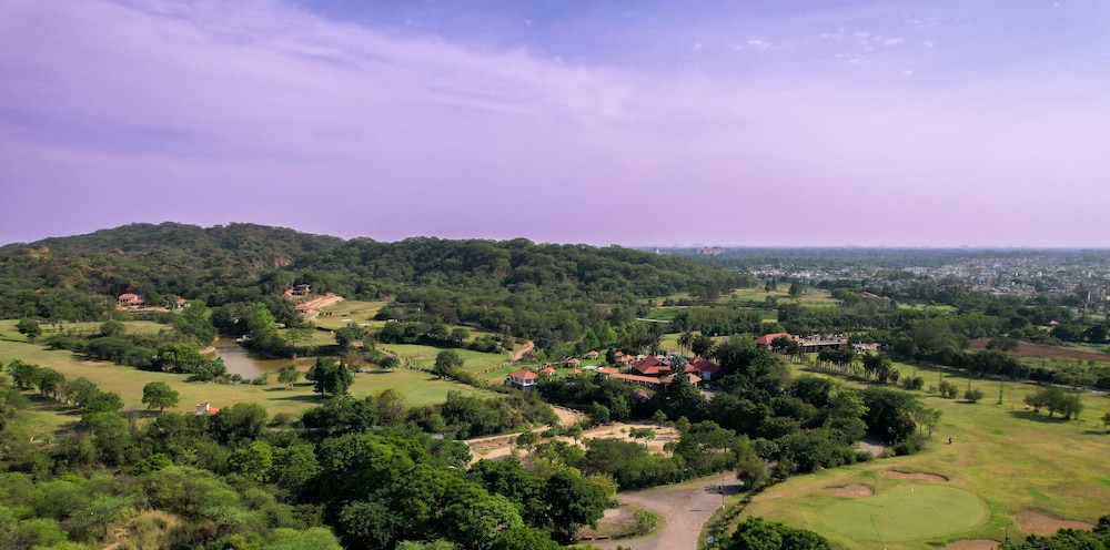 FHR Wilderness Lodge Chandigarh by TUTC — 4-Star Luxury Hotel in Kharar, India