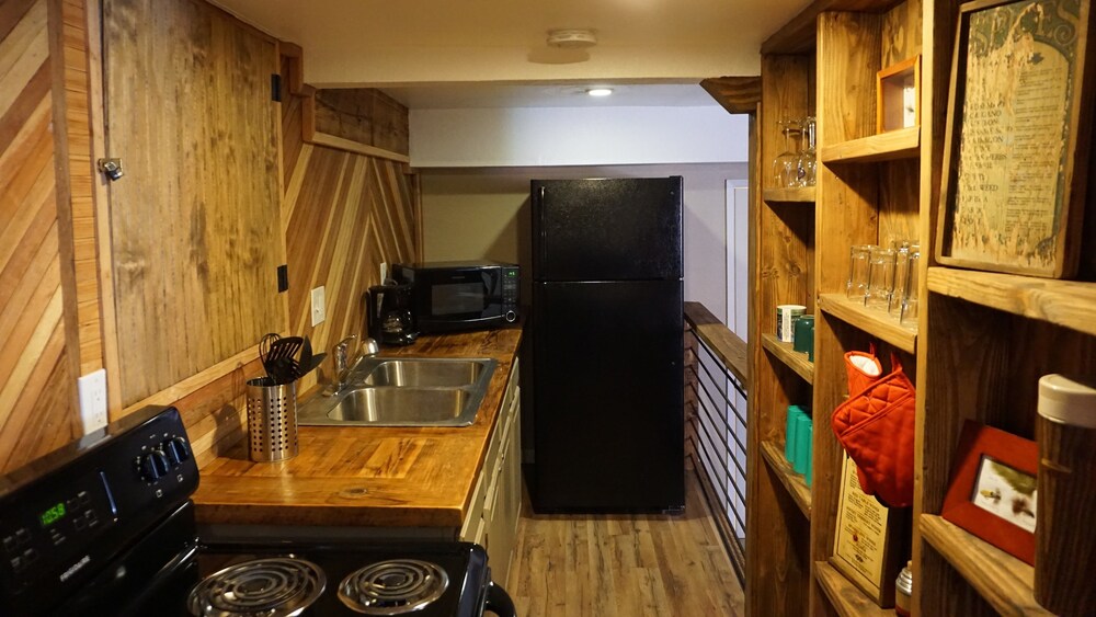 Shaver Lake Village Hotel - photo 61