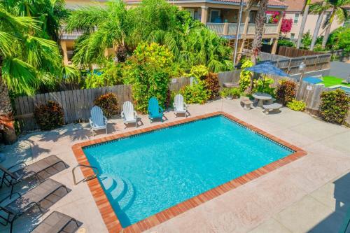 Casa Caracol B Walk to the Beach — 4-Star Luxury Hotel in South Padre Island, United States