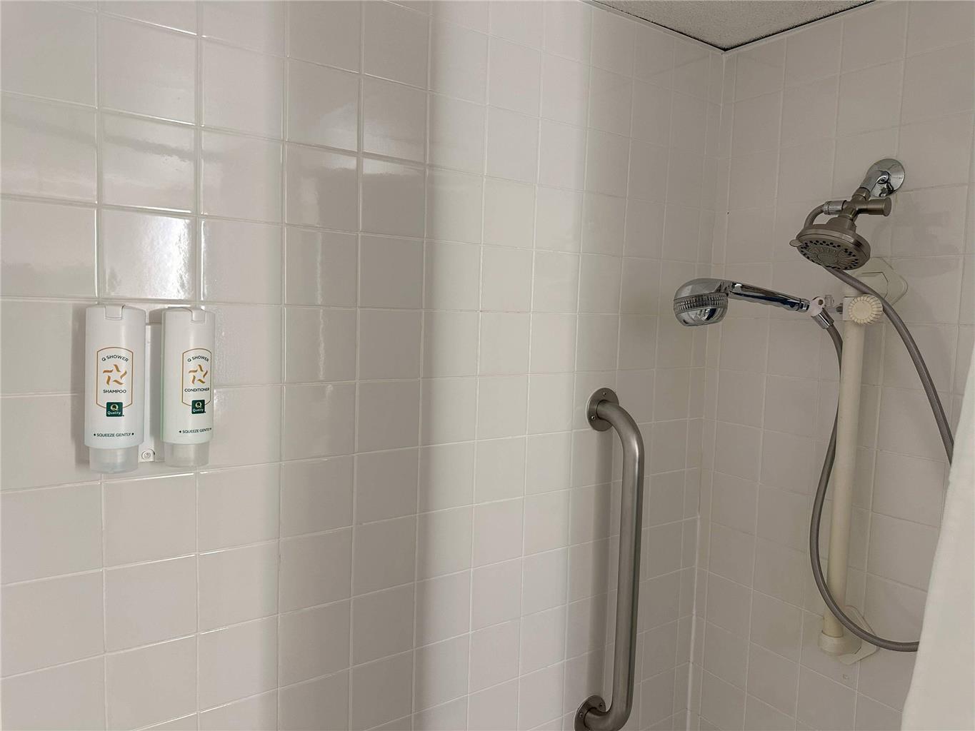 Quality Inn & Suites Everett - photo 21