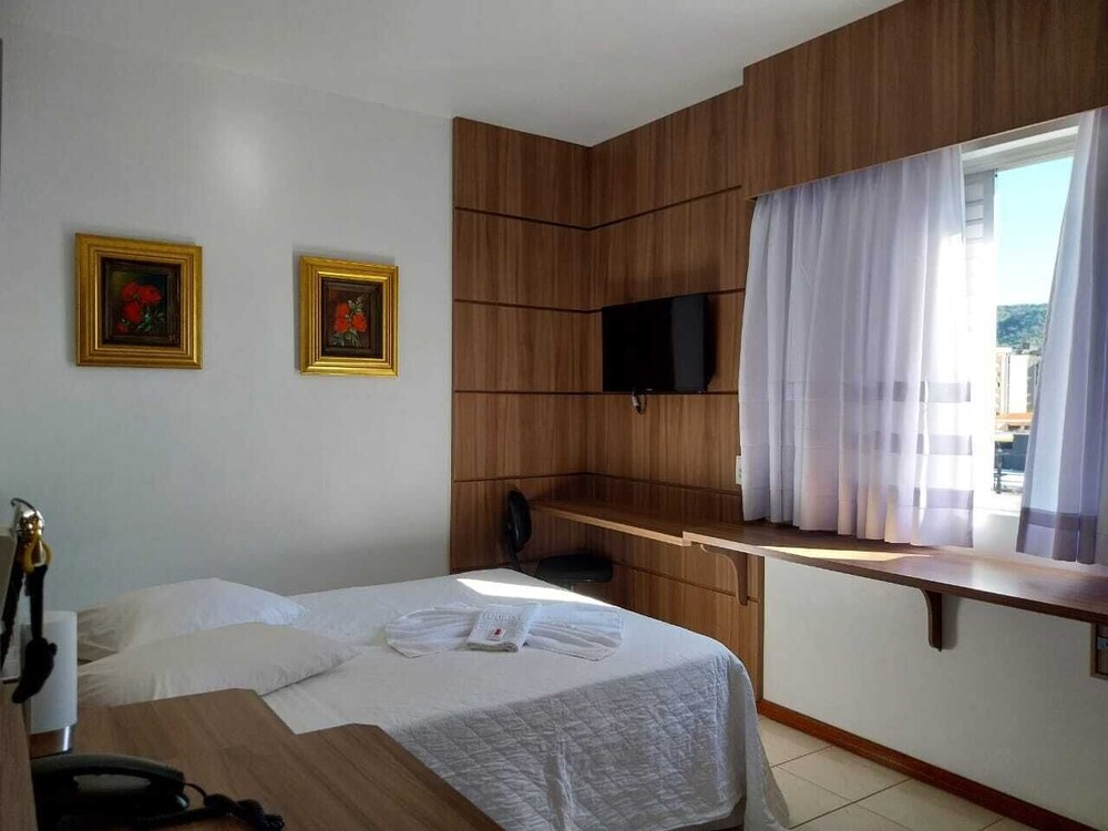 Colle Tourist Hotel LUXO — hotel in Criciuma