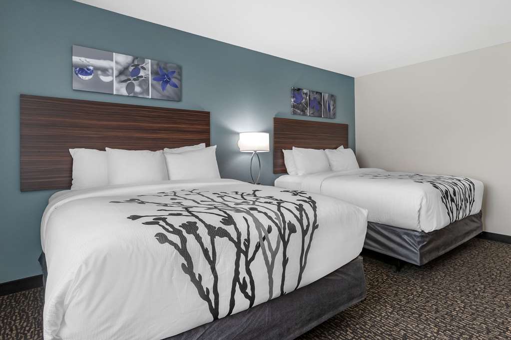 Sleep Inn & Suites Milwaukee Franklin - photo 21