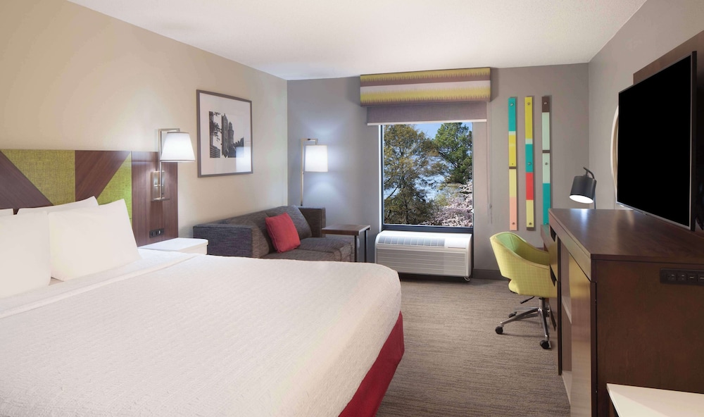 Hampton Inn & Suites Atlanta Airport North I 85 - photo 12